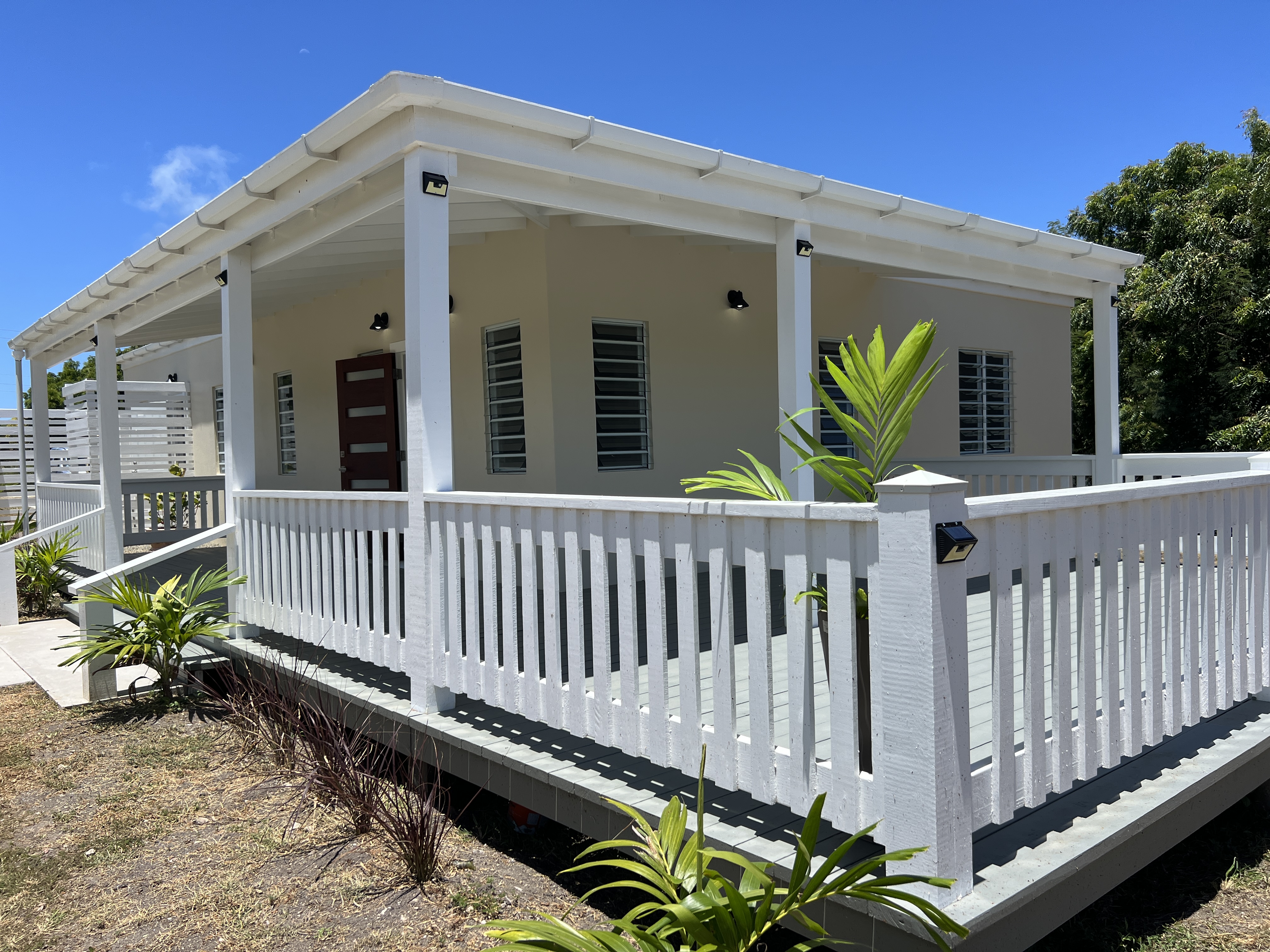 Foxtail House, Royal Gardens