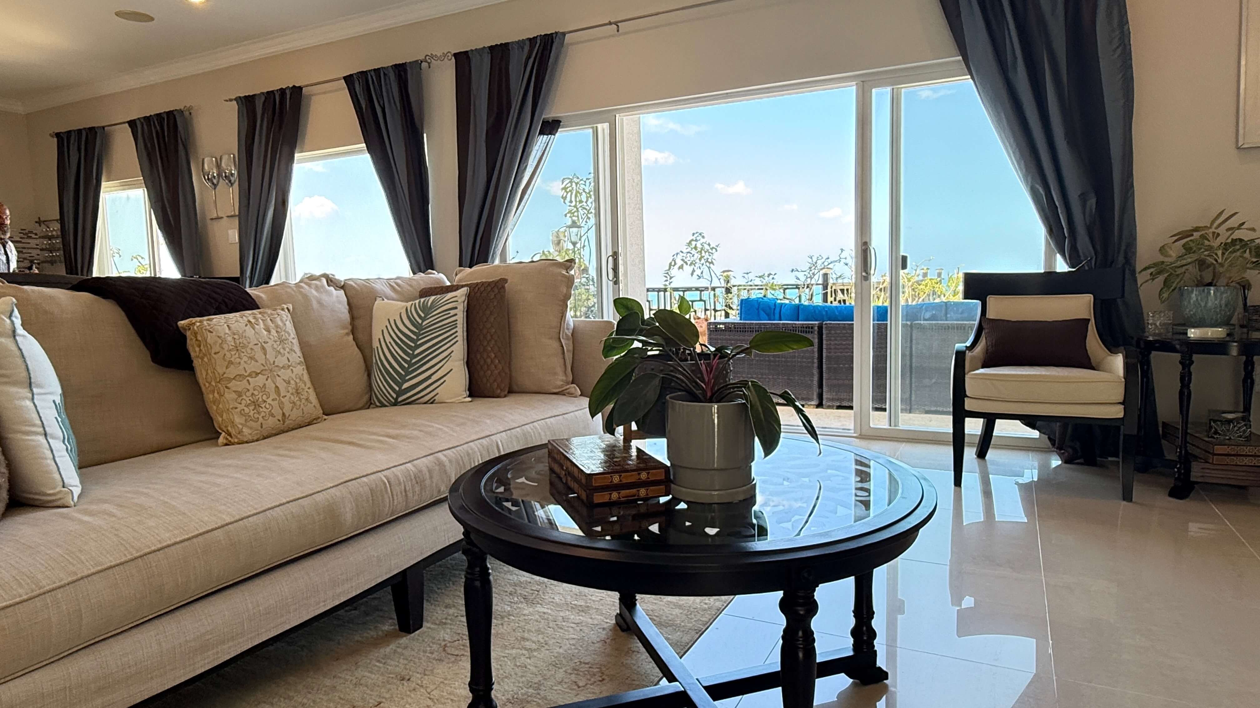 Paradise View, Dickenson Bay, Antigua — photo 12 of 15