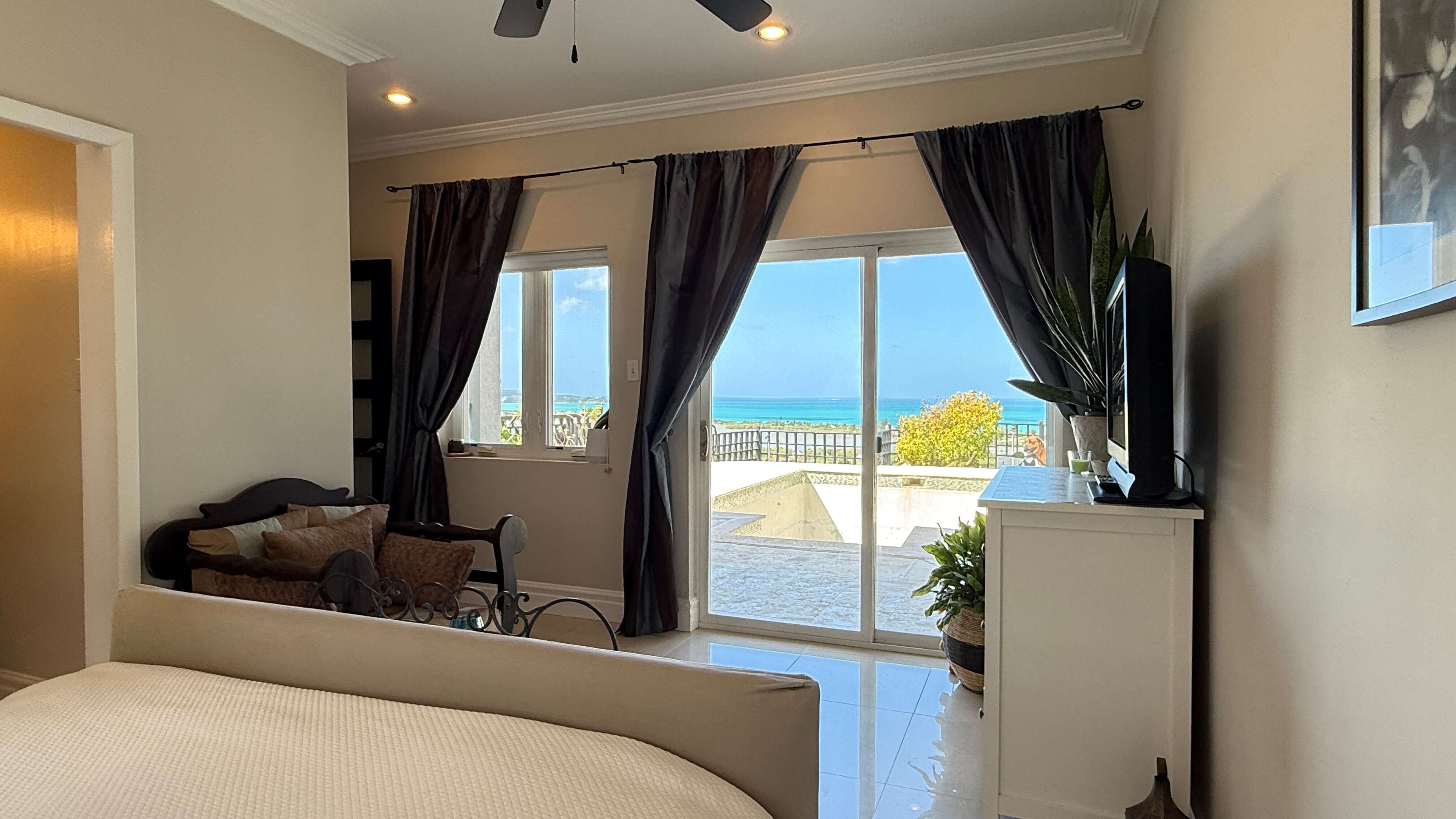 Paradise View, Dickenson Bay, Antigua — photo 15 of 15