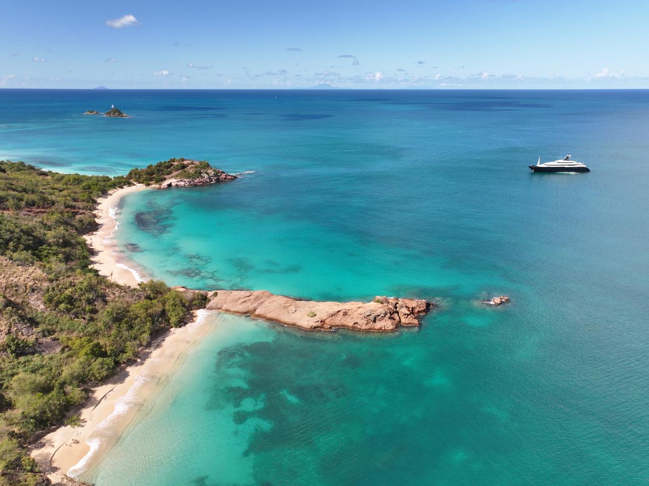Pearns Point, Antigua — photo 10 of 13