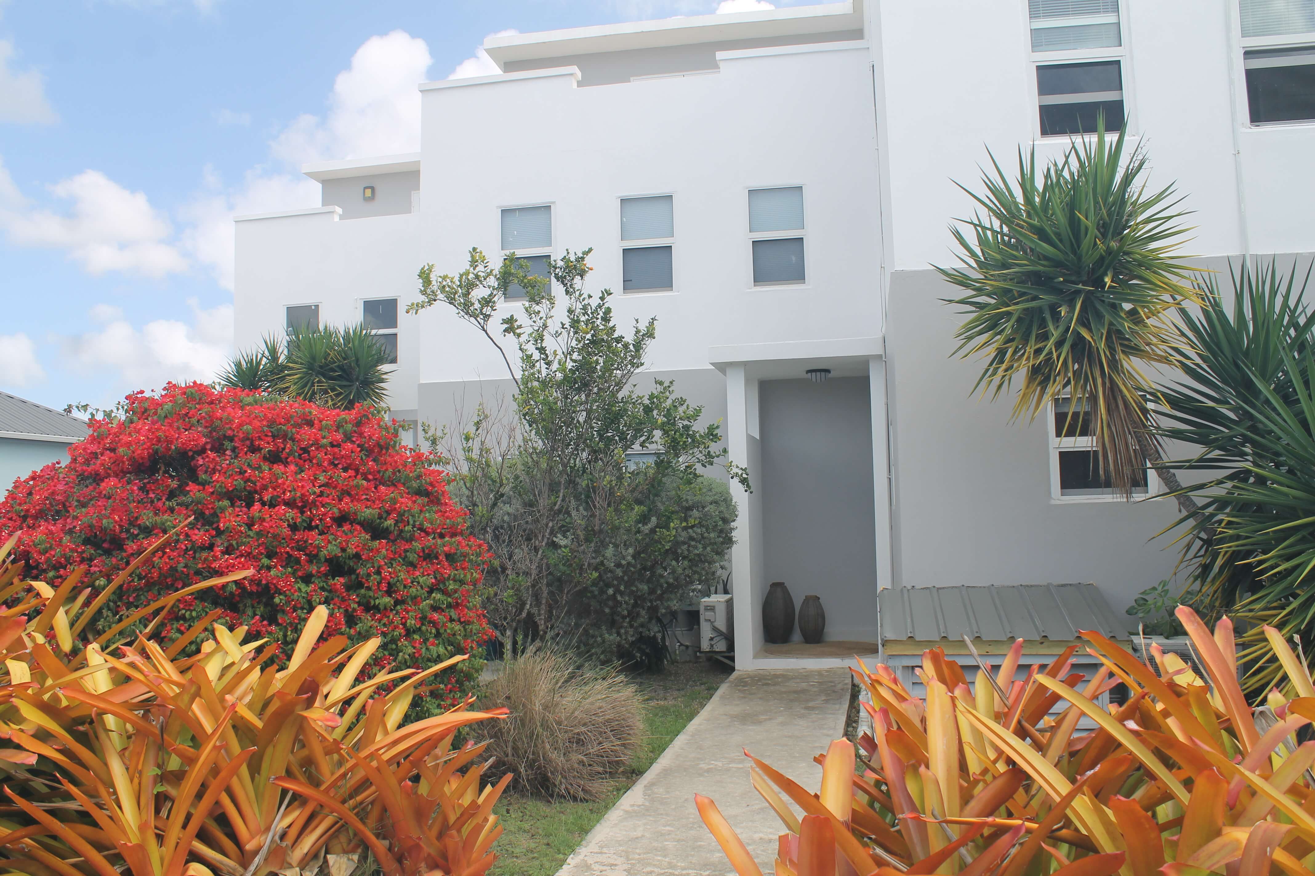 Harbour Island Townhouse #3, Jolly Harbour — photo 2 of 14