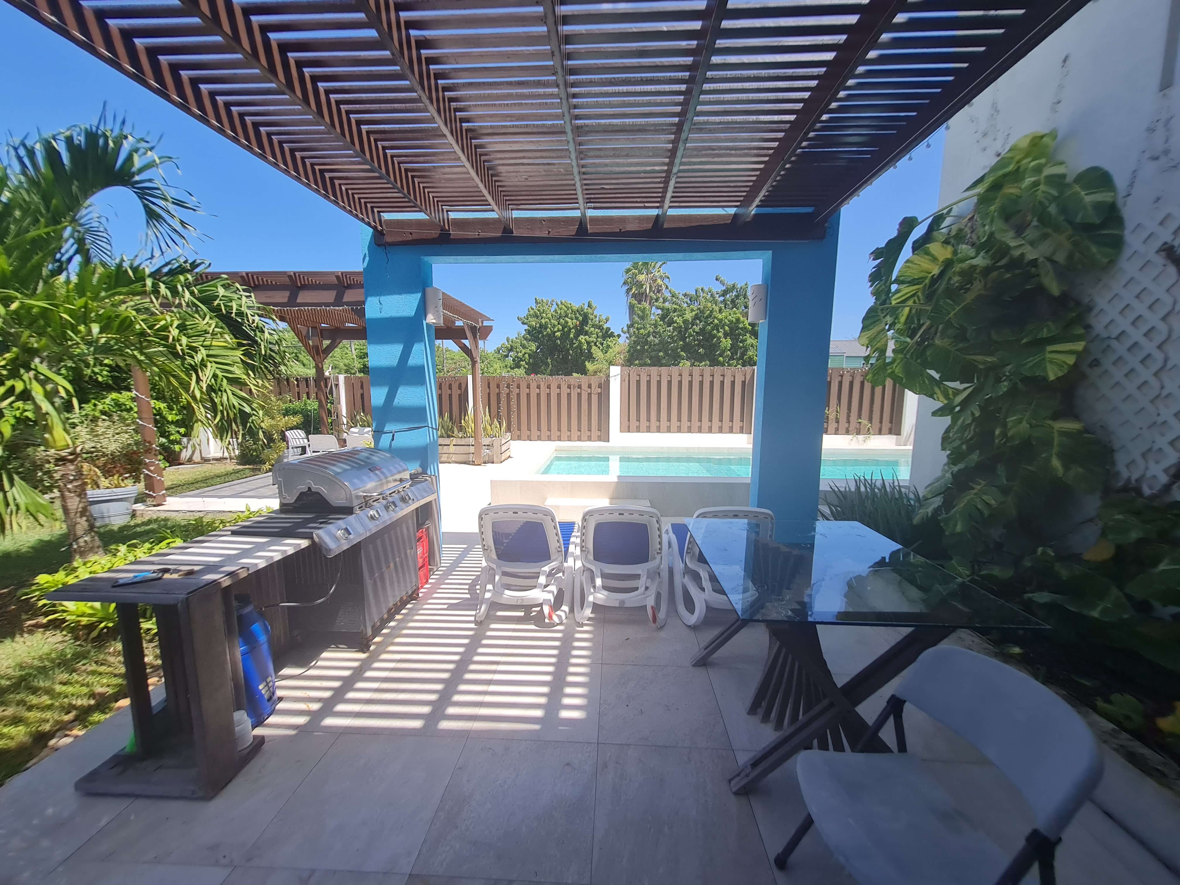 The White House, McKinnons, Antigua — photo 4 of 15