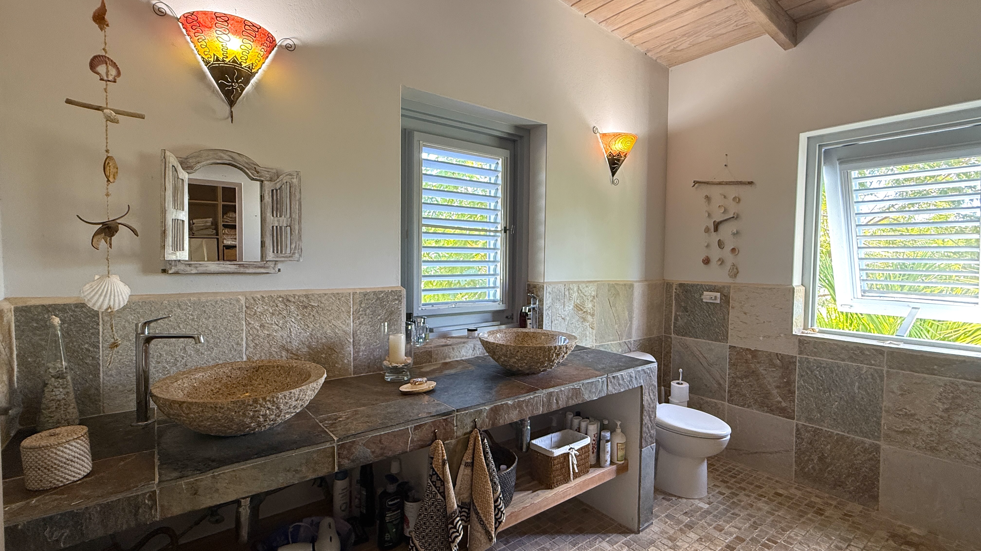 Driftwood Villa — photo 7 of 15