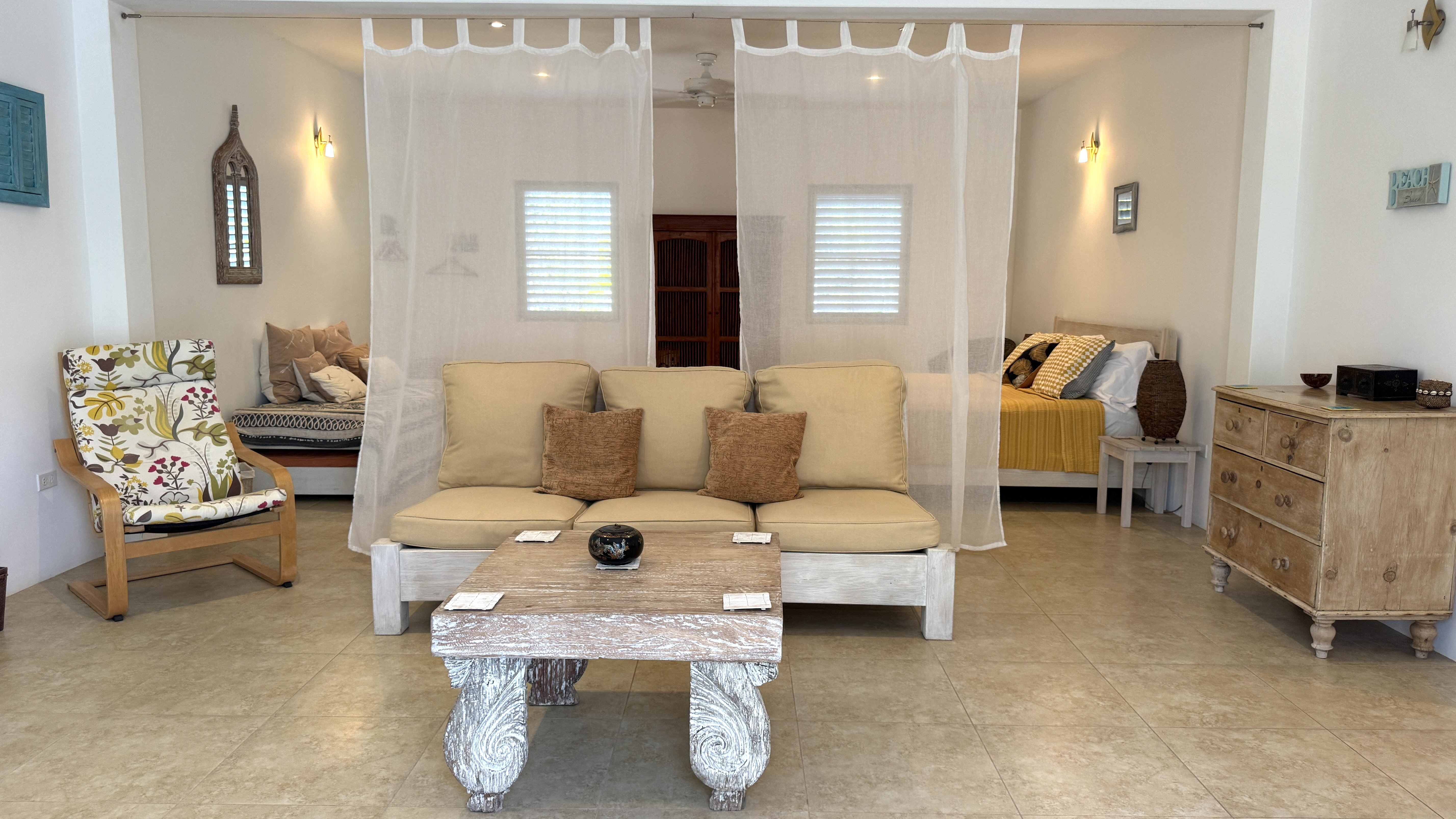 Driftwood Villa — photo 12 of 15